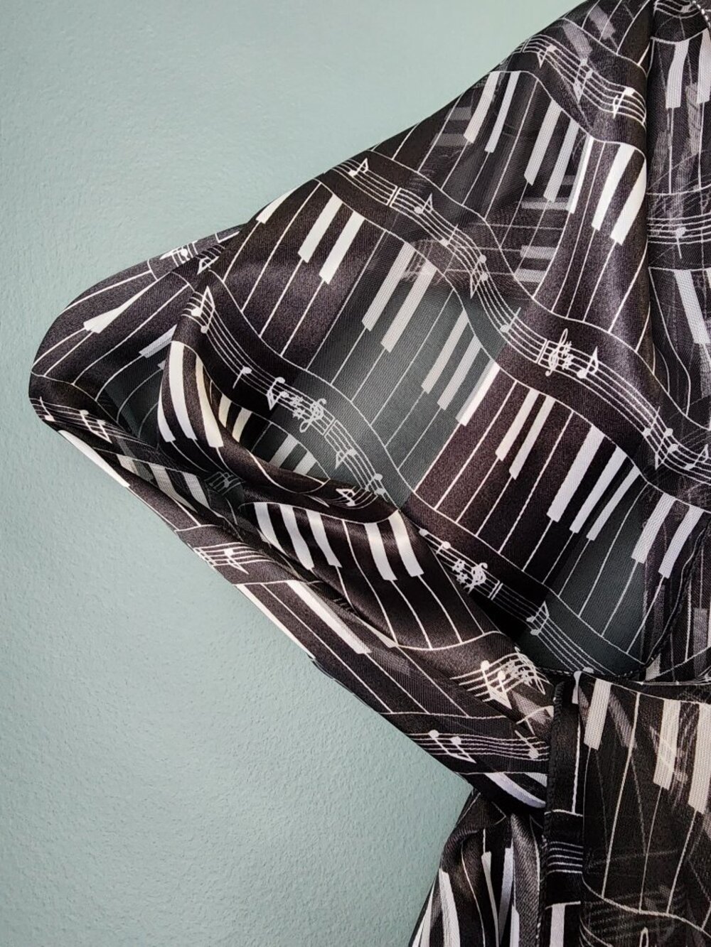 2/$15 Lightweight Musical Piano Scarf - Picture 3 of 5